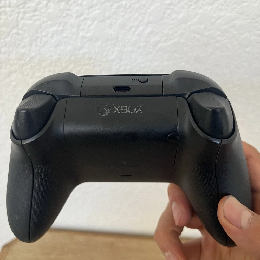 Microsoft Xbox Wireless Controller Black Tested Works Great OEM Genuine Pad